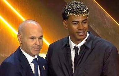 官方：青岛海牛外援拉德曼诺瓦茨加盟匈牙利球队瓦尔达