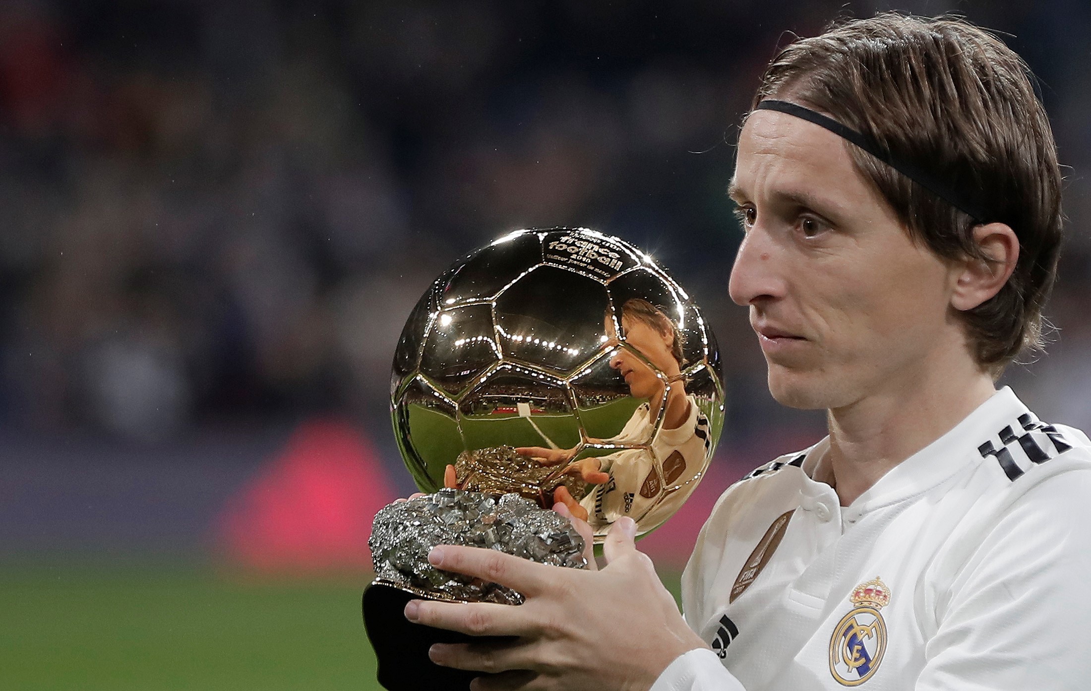 法兰克福与中国足协开展深度交流，围绕多个议题展开深度讨论