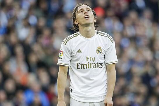 西媒：亚马尔改踢前腰全面爆发，进攻数据耀眼还完成7次抢断